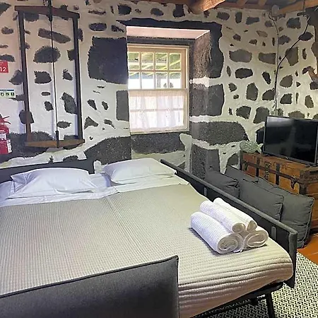 Casa Do Carregadouro - Seaside Retreat