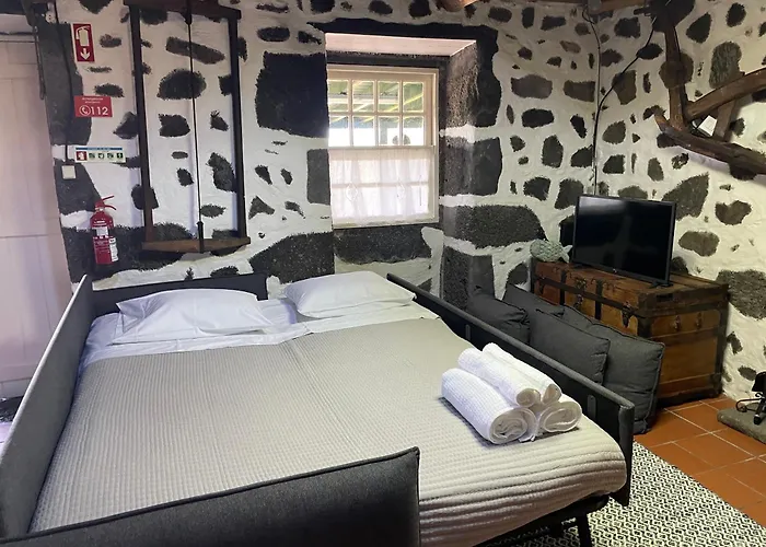 Vakantiehuis Casa Do Carregadouro - Seaside Retreat São Roque do Pico